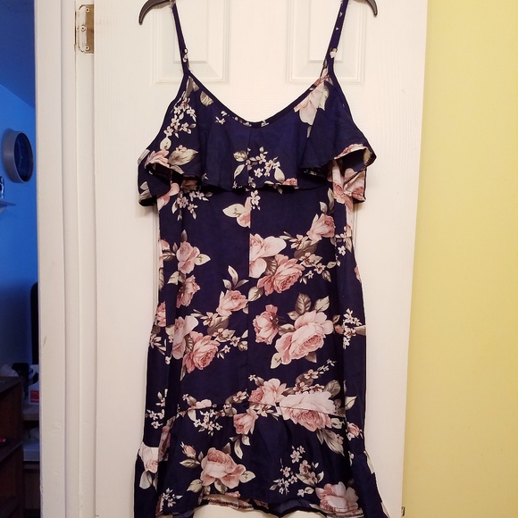 Amy Fashion Navy Floral Cold Shoulder Dress - Picture 2 of 5